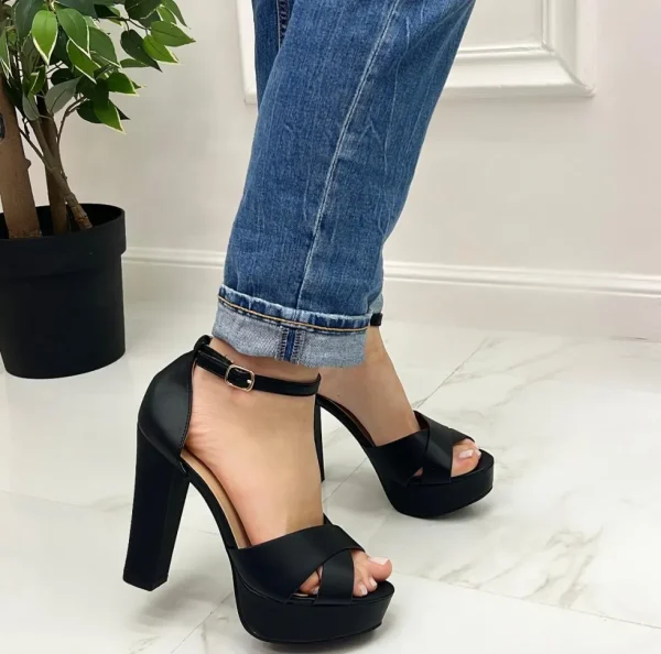 Primi Tacchi Britney - Sandalo Donna Scarpe Cinturino Tacco Quadrato Plateau Nero Sale