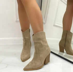 Primi Tacchi Flora - Stivale Donna Basso Texani Tacco Punta Beige Outlet