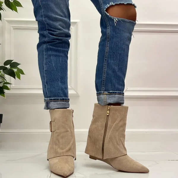 Primi Tacchi Hadiya - Stivale Basso Scarpe Zeppa Punta Beige Outlet