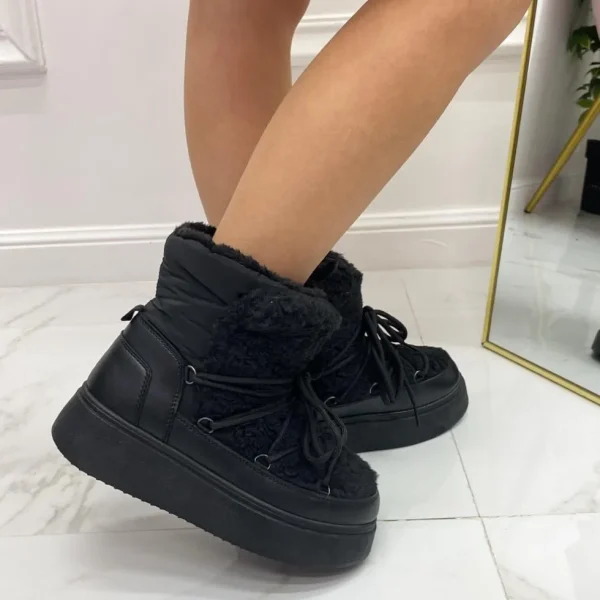 Primi Tacchi Jolly - Stivaletto Eskimo Boots Pelliccia Gomma Alta Nero Sale