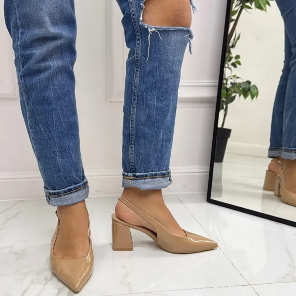 Primi Tacchi Leyla - Decolleté Donna Punta Scarpa Tacco Quadrato Vernice Beige Online