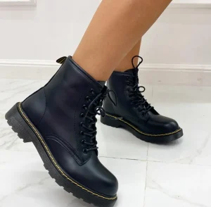 Primi Tacchi Marta - Stivaletto Donna Scarpa Lacci Casual Comodo Nero Outlet
