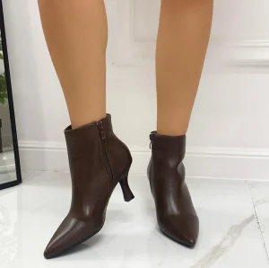 Primi Tacchi Rachele - Stivaletti Donna Tacco Basso Punta Marrone Hot