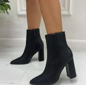 Primi Tacchi Tania - Stivaletto Donna Scarpa Tronchetto Punta Tacco Quadrato Nero New